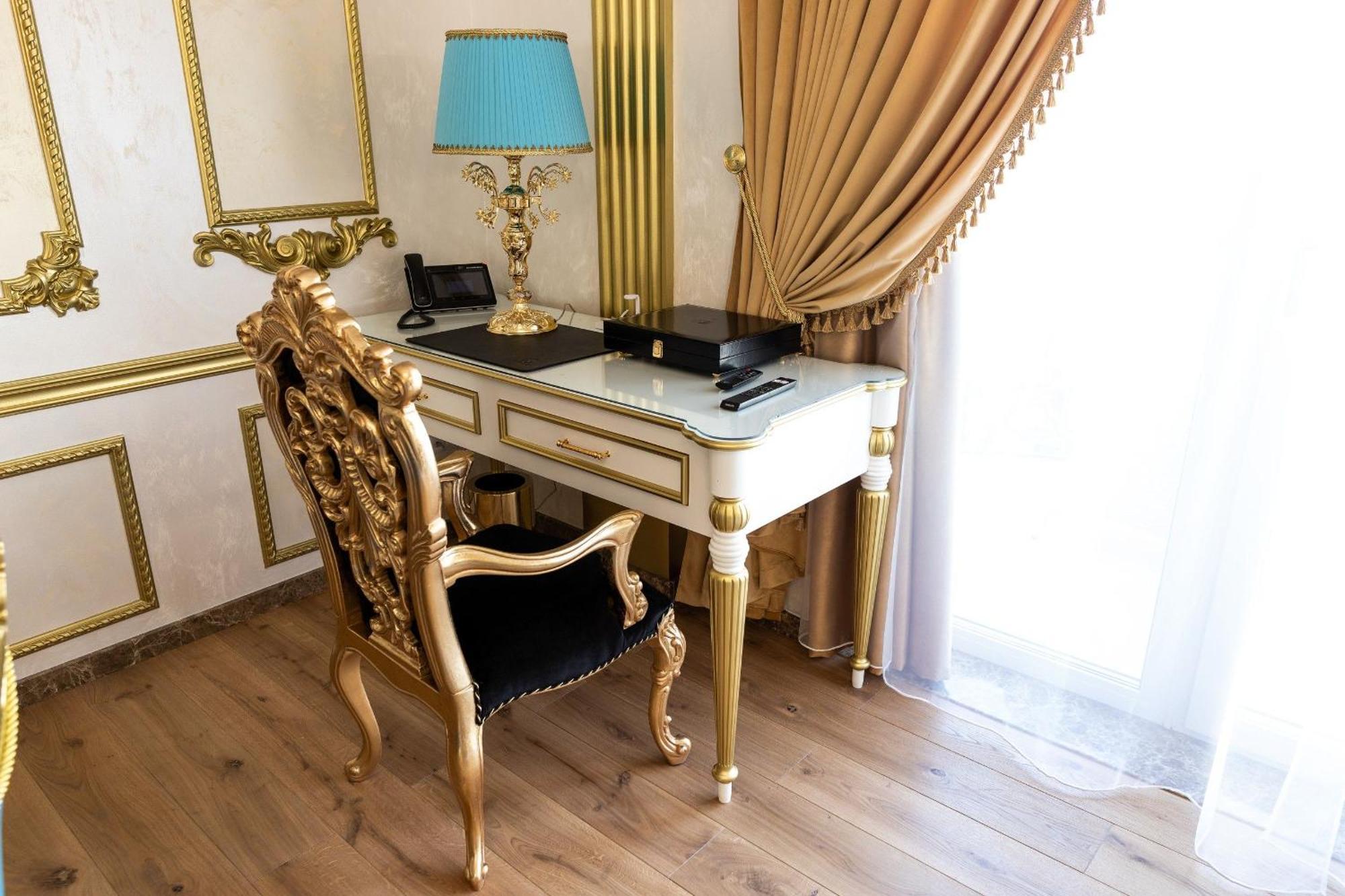 Royal Palace Luxury Hotel And Spa Khmelʼnytsʼkyy Δωμάτιο φωτογραφία