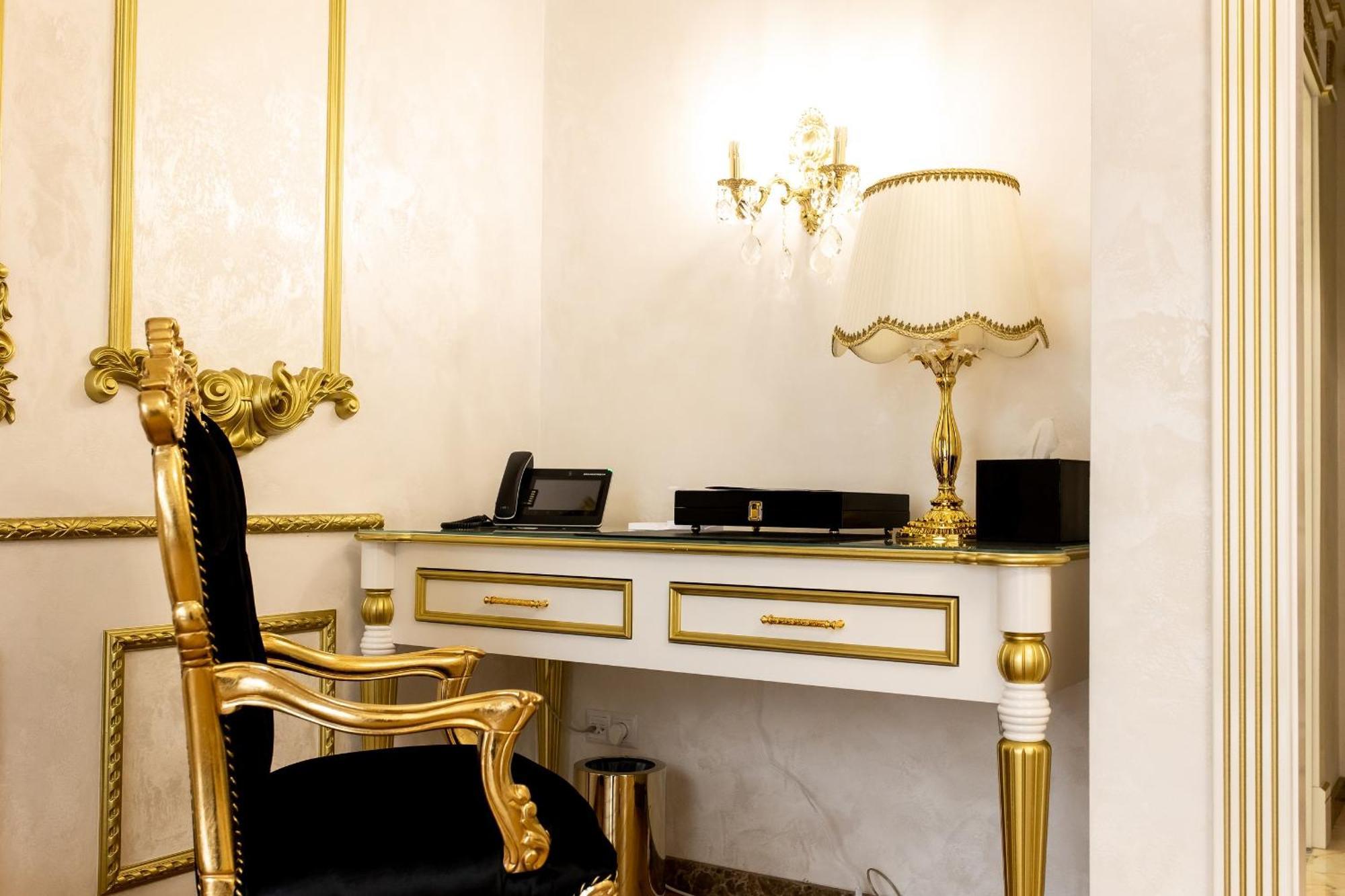 Royal Palace Luxury Hotel And Spa Khmelʼnytsʼkyy Δωμάτιο φωτογραφία
