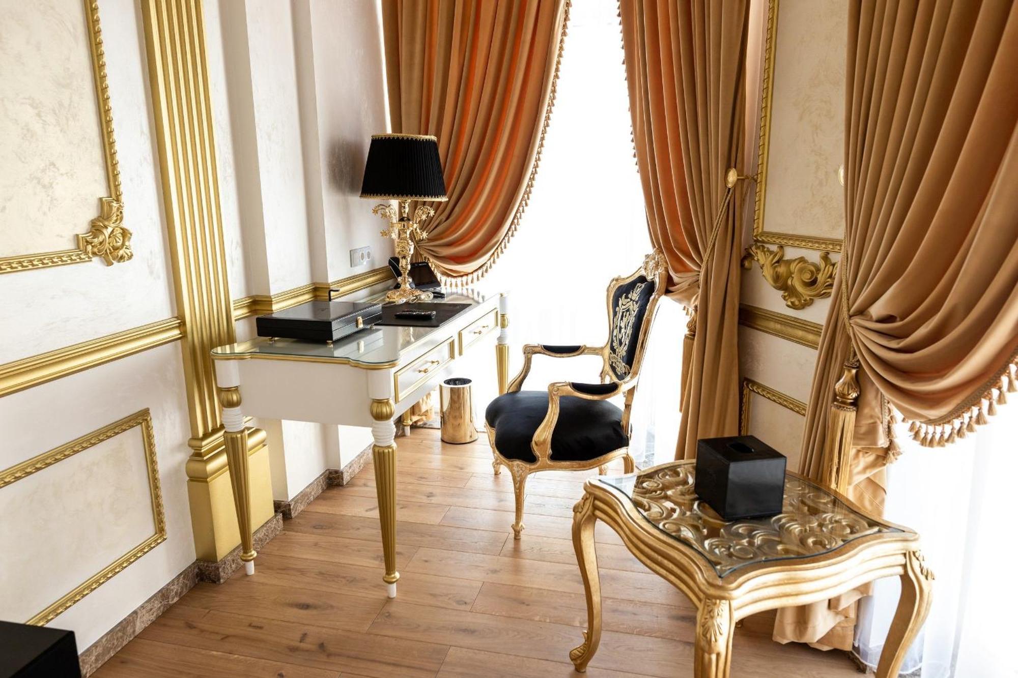 Royal Palace Luxury Hotel And Spa Khmelʼnytsʼkyy Δωμάτιο φωτογραφία